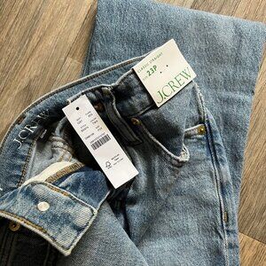 J.Crew Petite classic straight jean in Tompkin wash - 23P
